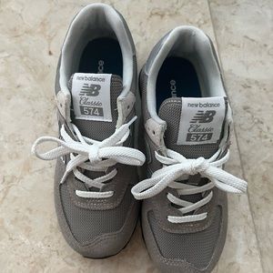 New Balance Classic 574 grey white sneakers. Only worn once!